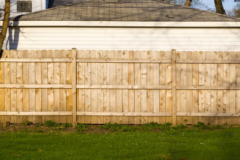 Plank Fence Installation in Pearland, TX